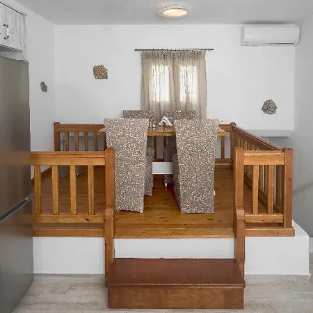 Depis Sea Side Private Holiday home Mikri Vigla